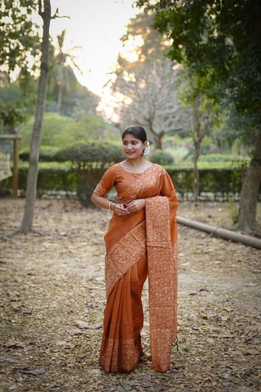 Akshara saree shop in surat gujarat